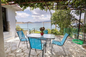 Vasilis Seaview House Salamina